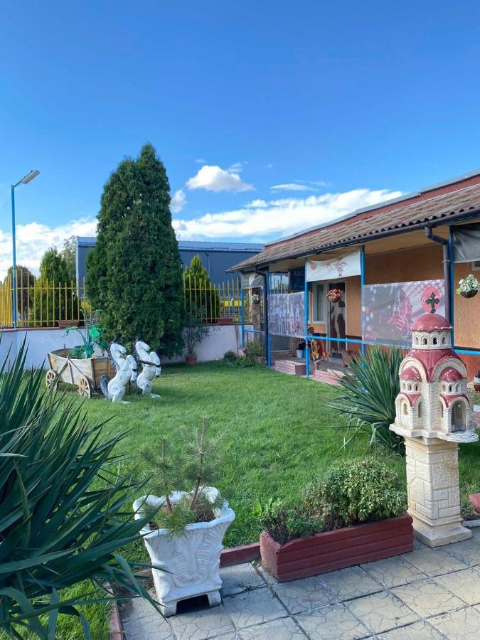 Motel Dilijans Widyń Zewnętrze zdjęcie